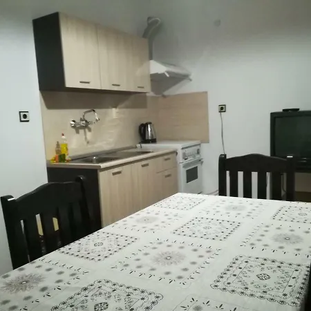 בית הארחה Гюмови *